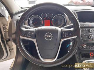 OPEL Insignia usata, con Specchietti laterali elettrici