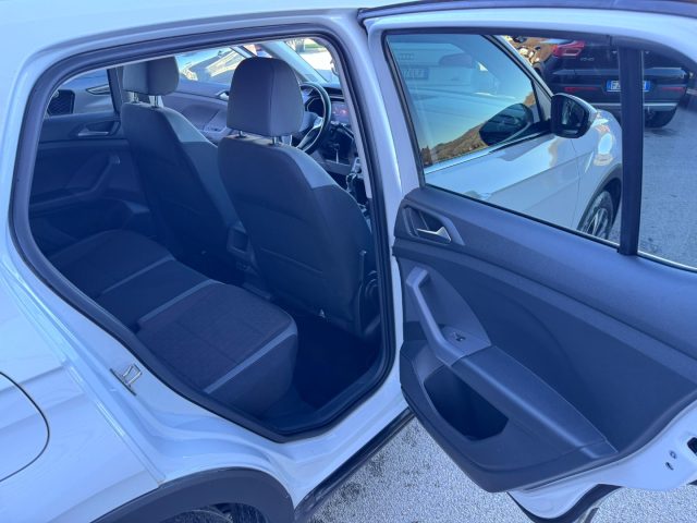 VOLKSWAGEN T-Cross usata, con USB