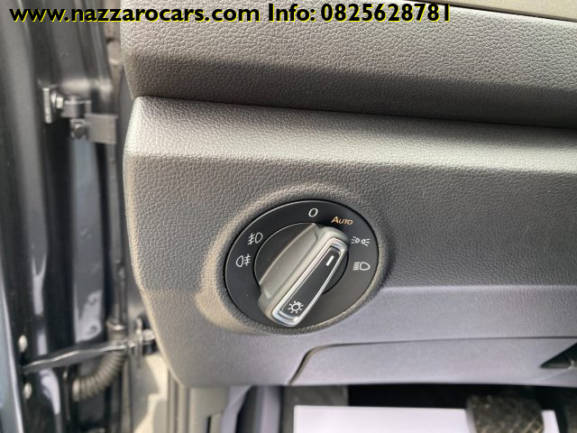 VOLKSWAGEN T-Roc usata, con Autoradio digitale