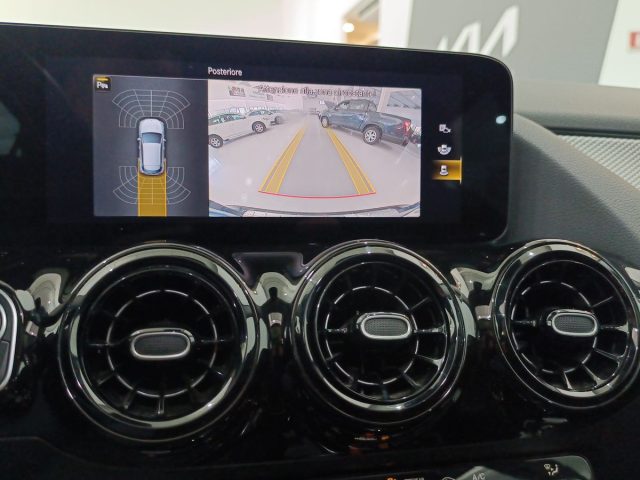 MERCEDES-BENZ GLA 200 usata, con Controllo elettronico della corsia