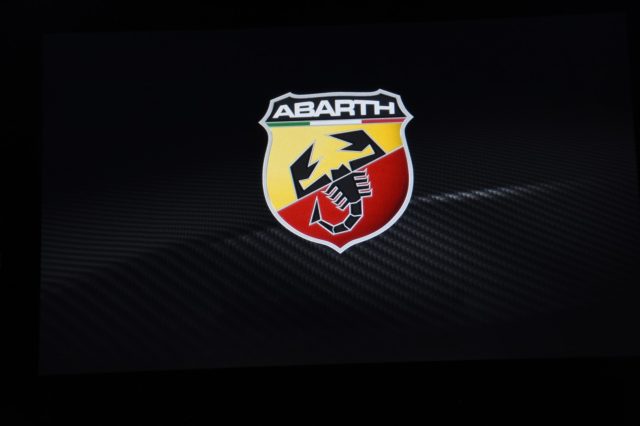 ABARTH 595 usata, con USB