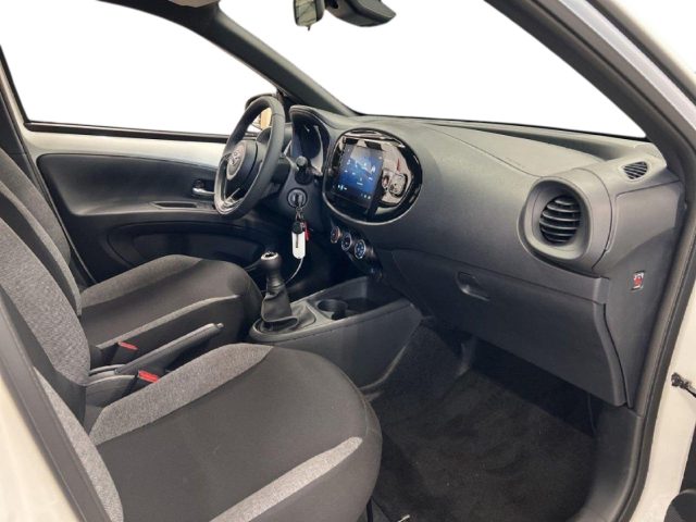 TOYOTA Aygo X usata, con Volante in pelle