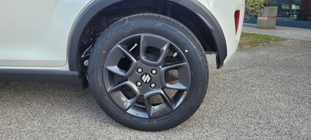 SUZUKI Ignis usata, con Autoradio