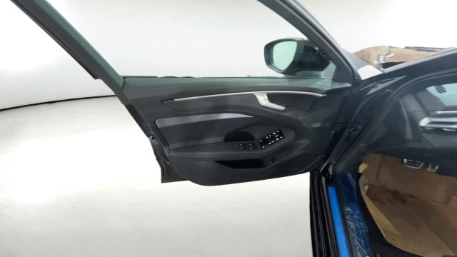 AUDI A6 usata, con Park Distance Control