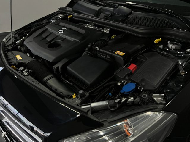 MERCEDES-BENZ A 180 usata, con Fendinebbia