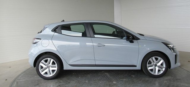 RENAULT Clio usata, con Autoradio