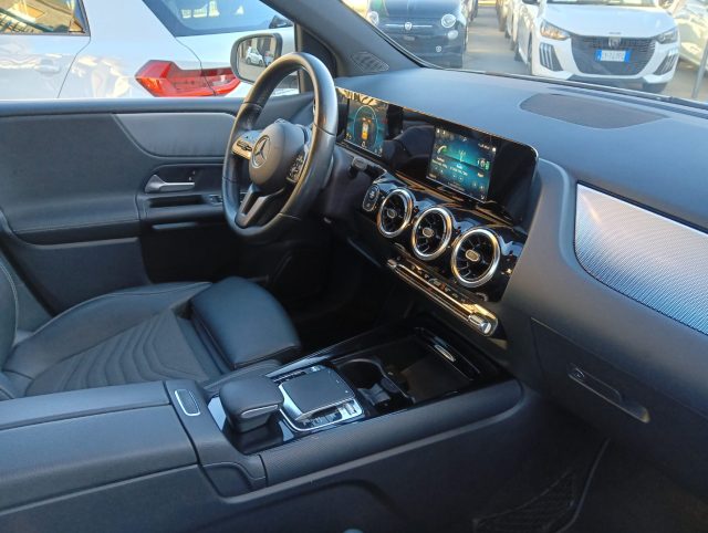 MERCEDES-BENZ B 180 usata, con Autoradio digitale