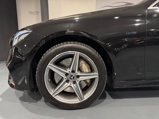 MERCEDES-BENZ E 300 usata, con Luci diurne LED