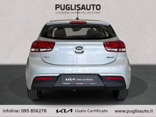KIA Rio usata, con Autoradio