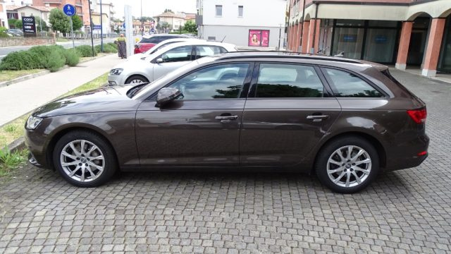 AUDI A4 usata, con Airbag Passeggero