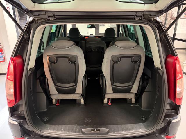 PEUGEOT 807 usata, con Filtro antiparticolato