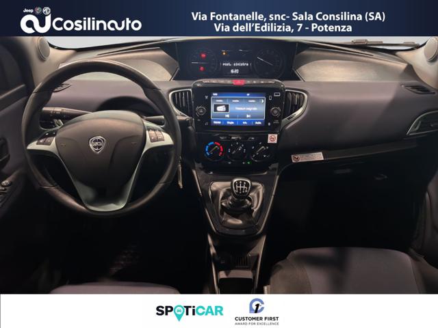 LANCIA Ypsilon usata, con ESP