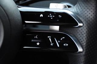 MERCEDES-BENZ EQE usata, con Touch screen