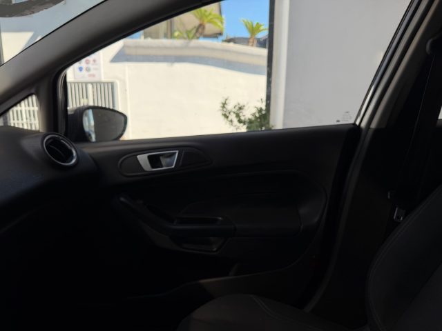 FORD Fiesta usata, con Kit antipanne