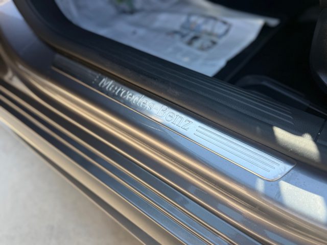 MERCEDES-BENZ A 180 usata, con Fari LED