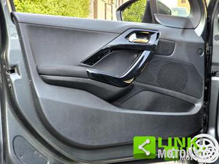 PEUGEOT 208 usata, con MP3