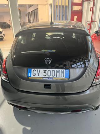 LANCIA Ypsilon usata, con Servosterzo
