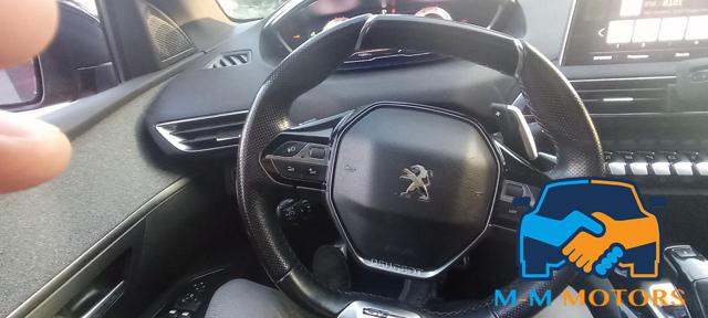 PEUGEOT 5008 usata, con Fendinebbia