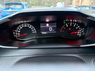 PEUGEOT 2008 usata, con Climatizzatore