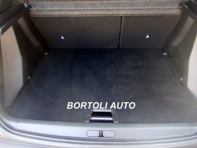 PEUGEOT 2008 usata, con Climatizzatore