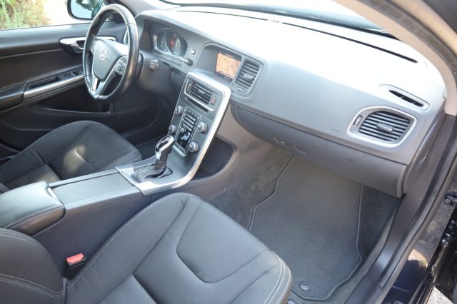VOLVO V60 usata 124