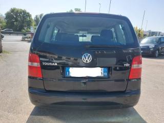 VOLKSWAGEN Touran usata, con Chiusura centralizzata
