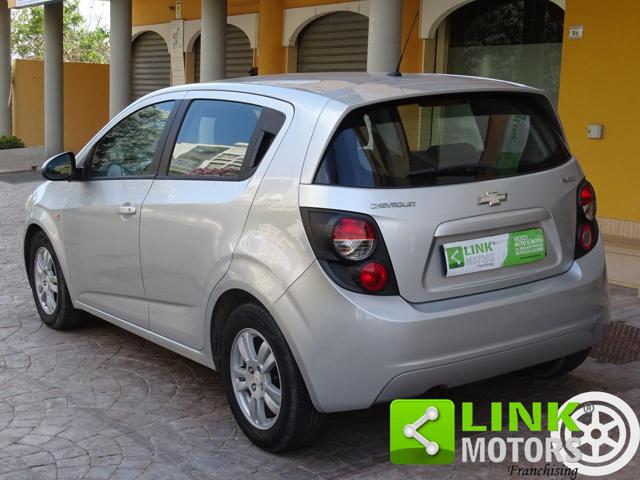 CHEVROLET Aveo usata, con Autoradio
