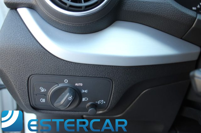 AUDI Q2 usata, con USB