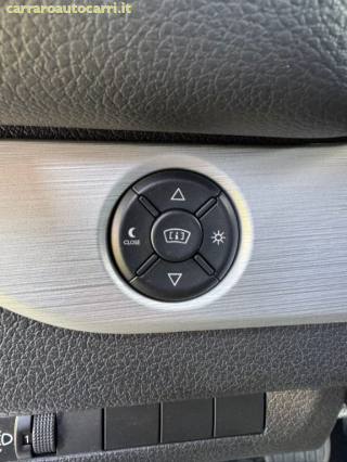 PEUGEOT Traveller usata, con Servosterzo