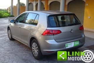 VOLKSWAGEN Golf usata, con Autoradio
