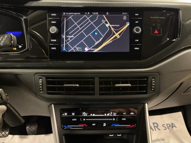 VOLKSWAGEN Taigo usata, con USB