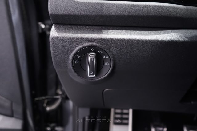 VOLKSWAGEN T-Roc usata, con Servosterzo