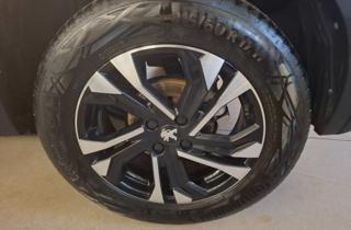 PEUGEOT 2008 usata, con Alzacristalli elettrici