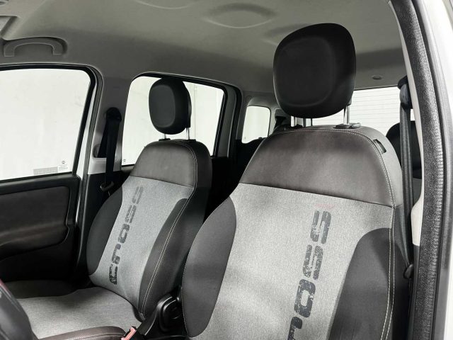 FIAT Panda Cross usata 17
