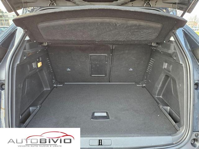 PEUGEOT 3008 usata, con Fari LED
