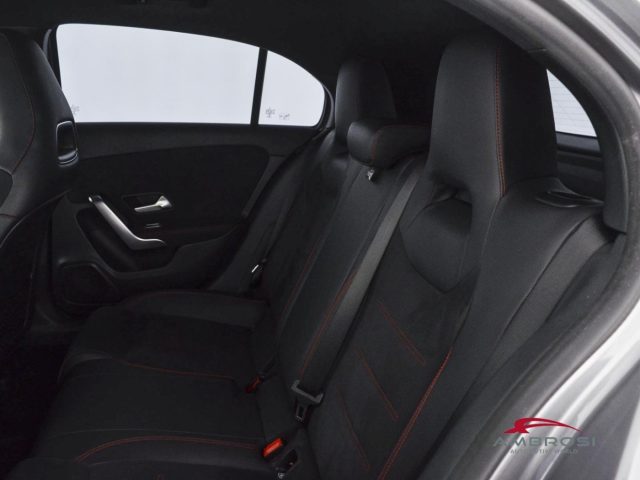 MERCEDES-BENZ A 180 usata 9