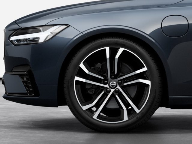 VOLVO V90 usata, con Autoradio