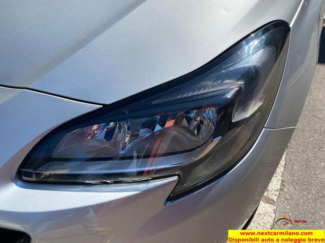 OPEL Corsa usata, con Sensori di parcheggio posteriori