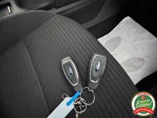 FORD Kuga usata, con Fari LED