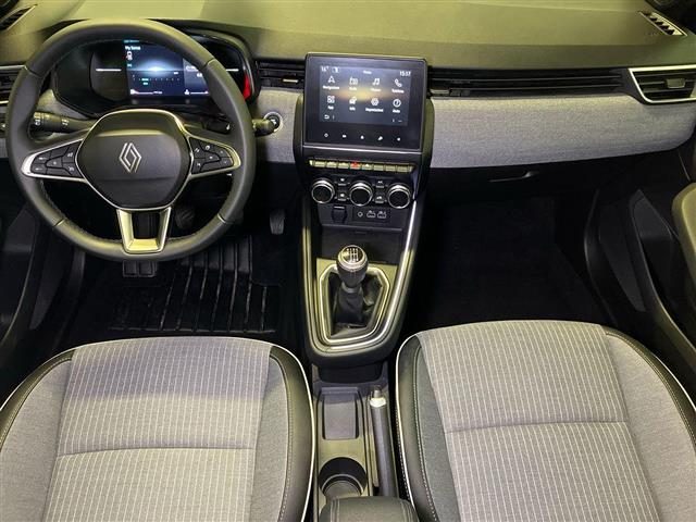 RENAULT Clio usata, con Controllo automatico clima