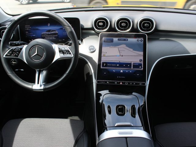 MERCEDES-BENZ C 200 usata, con Volante in pelle