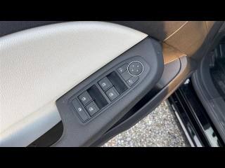 RENAULT Clio usata, con Sensori di parcheggio posteriori