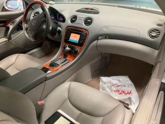 MERCEDES-BENZ SL 500 usata, con Cerchi in lega