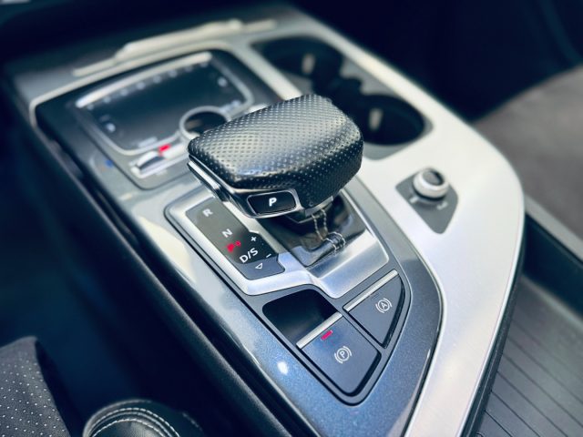 AUDI Q7 usata, con Sedili riscaldati
