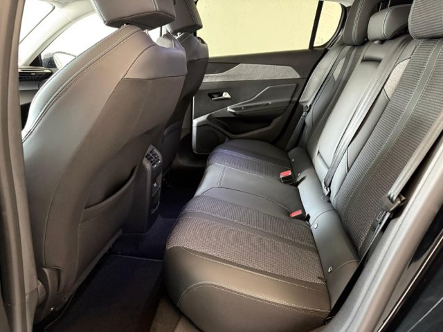 PEUGEOT 308 usata, con Autoradio digitale