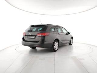 OPEL Astra usata, con Alzacristalli elettrici