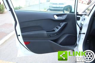 FORD Fiesta usata, con Autoradio