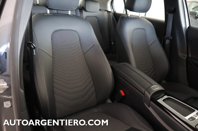 MERCEDES-BENZ A 180 usata, con Luci diurne