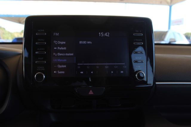 TOYOTA Yaris usata, con Bluetooth