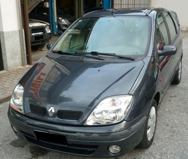 RENAULT Megane usata, con Airbag